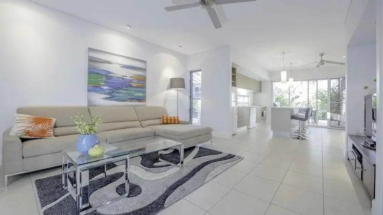 2 Bedroom Beach Home with Pool