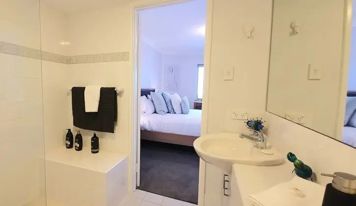Apart Daire, 2 Yatak Odası, Balkon, Kısmi Deniz Manzaralı