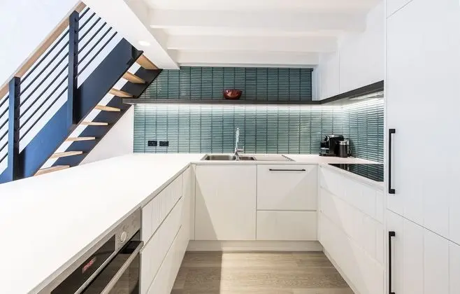 Deluxe Çatı Katı (Loft), 2 Yatak Odası, Kısmi Deniz Manzaralı, Denize Sıfır