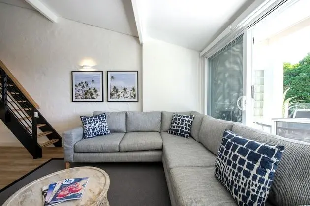 Deluxe Çatı Katı (Loft), 2 Yatak Odası, Kısmi Deniz Manzaralı, Denize Sıfır