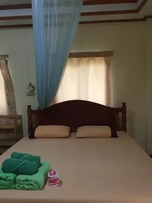 A/C Room Hot Shower