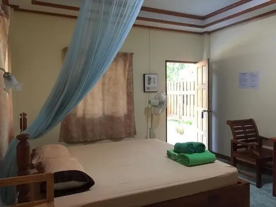 A/C Room Hot Shower