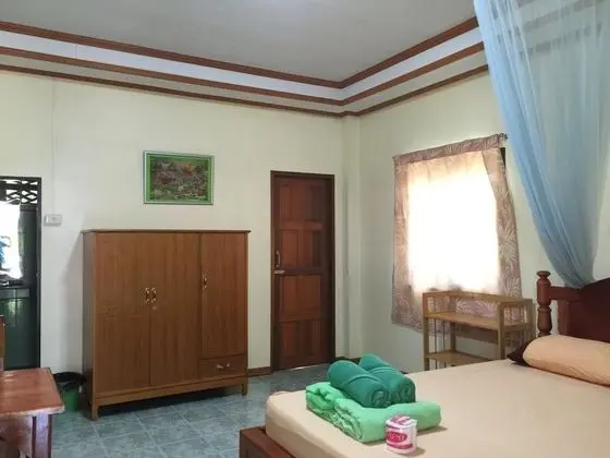 A/C Room Hot Shower