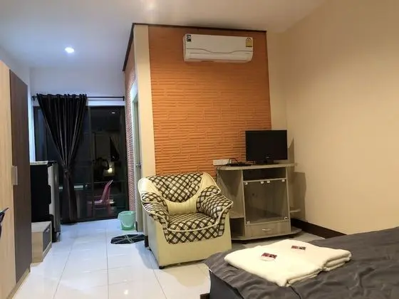 Standard Room with Balcomy
