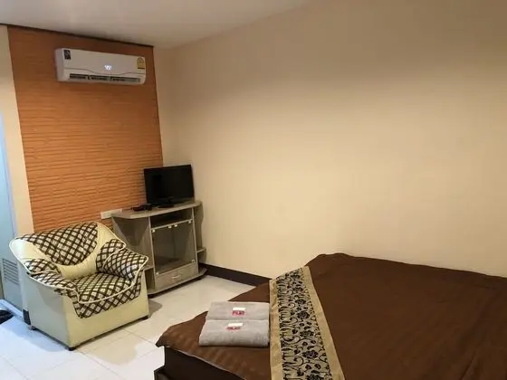 Standard Room with Balcomy