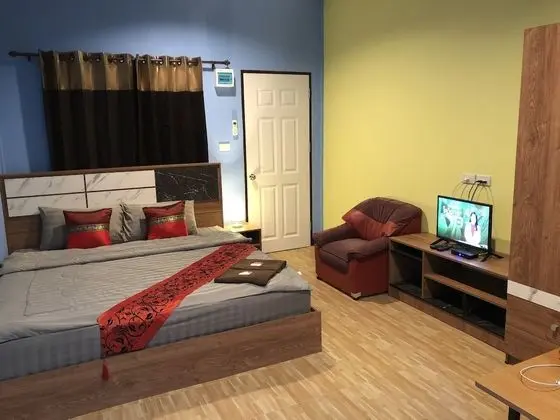 Standard Room with Balcomy