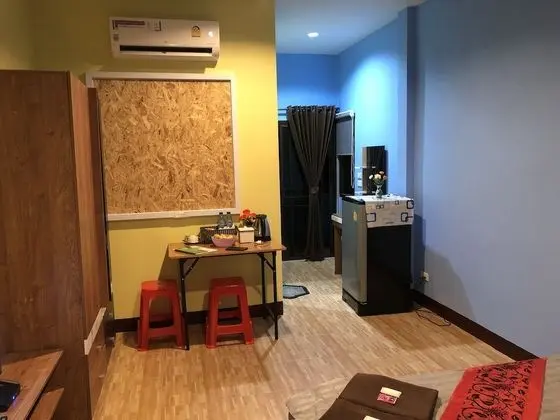 Standard Room with Balcomy