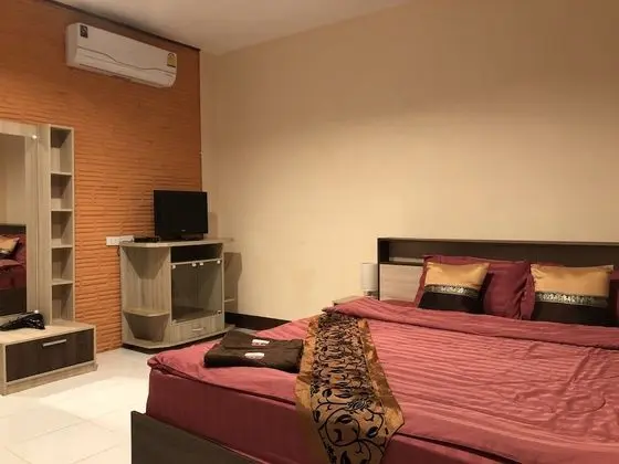 Standard Room with Balcomy