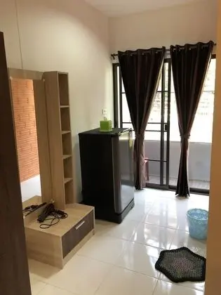 Standard Room with Balcomy