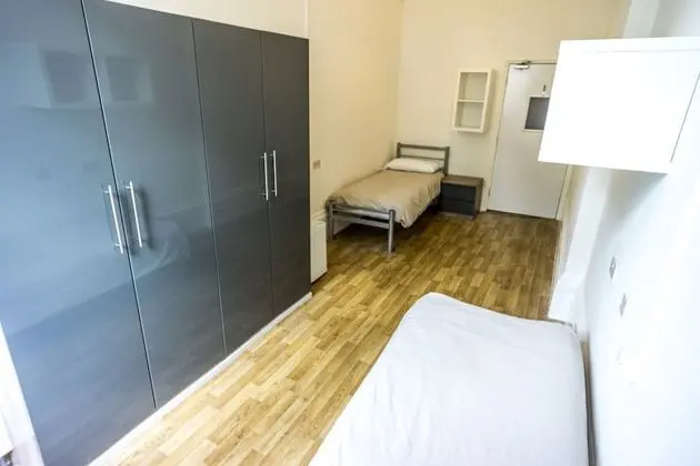 1 Bed in a Male Twin Shared Room