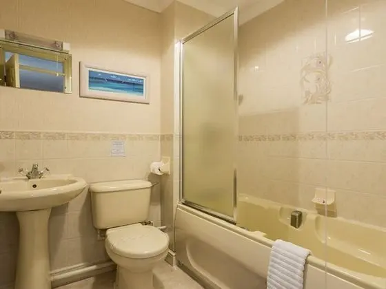 Ev (3 Bedrooms)