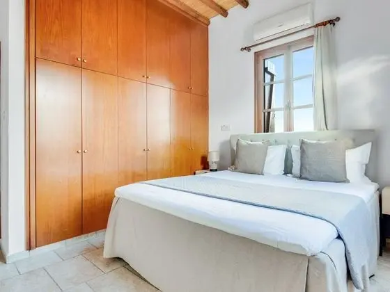 Villa, Birden Çok Yatak Odası, Şömine