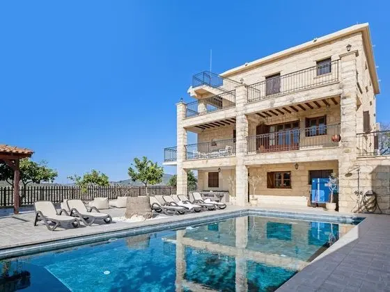 Villa, Birden Çok Yatak Odası, Şömine