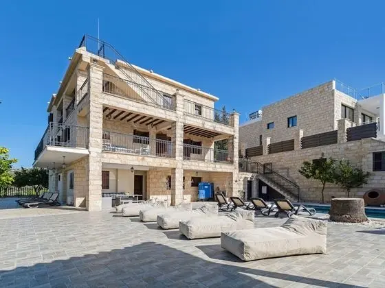 Villa, Birden Çok Yatak Odası, Şömine