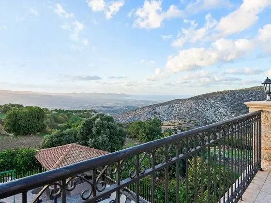 Villa, Birden Çok Yatak Odası, Şömine