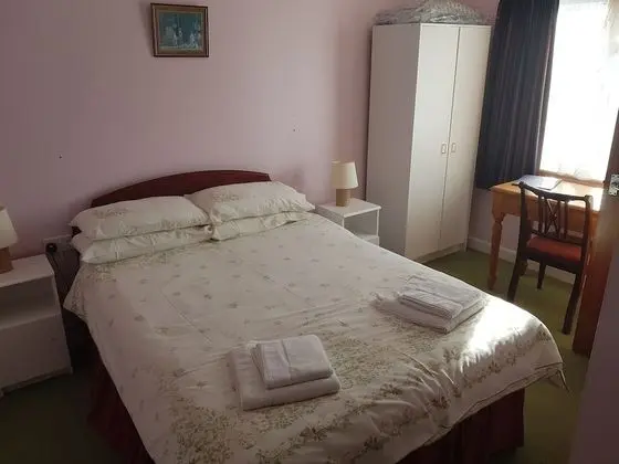 Tek Büyük Yataklı Oda