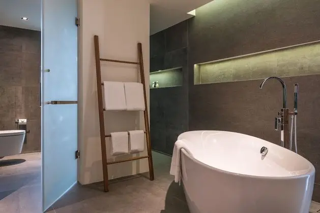 Design Stüdyo Süit, 1 Yatak Odası, Balkon, Okyanus Manzaralı