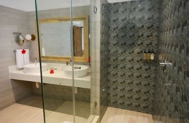 Deluxe Oda, Okyanus Manzaralı, Okyanusa Sıfır