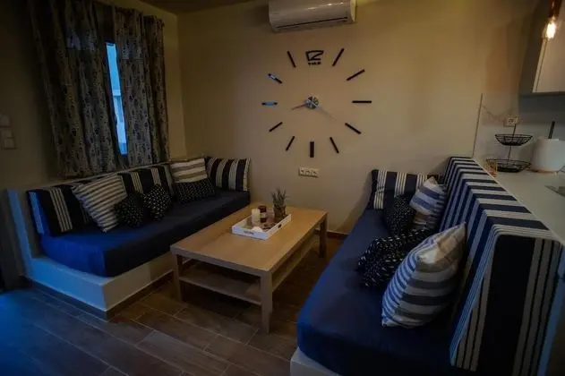 Apart Daire, Deniz Manzaralı (1 Double Bed + 2 Single Sofa Beds)