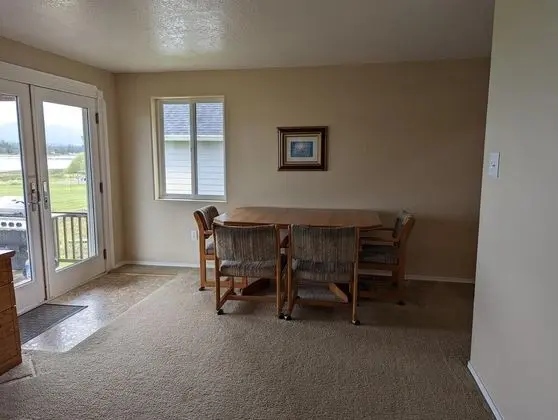 Ev, 2 Büyük (Queen) Boy Yatak (The Sandlake View)