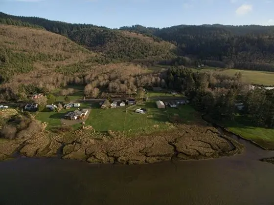 Ev, 2 Büyük (Queen) Boy Yatak (The Sandlake View)