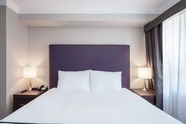 Premium Suite, 1 King, Kitchen, W/D, Balcony