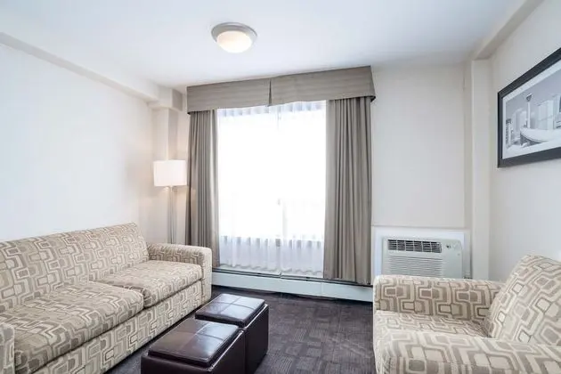 Standard Oda (Two Doubles with Sofa Bed)
