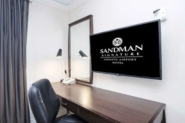 Signature Süit, 1 En Büyük (King) Boy Yatak (Corporate)