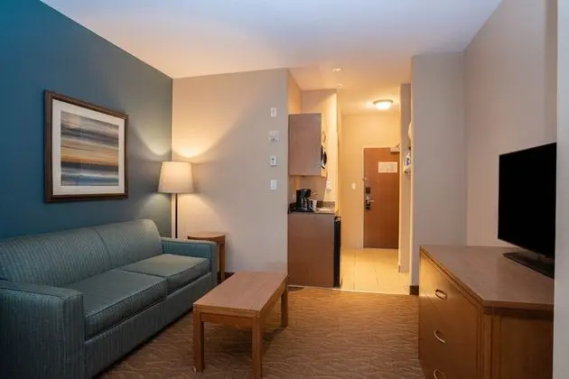 Standard Room, 2 Queen Beds with Sofa bed