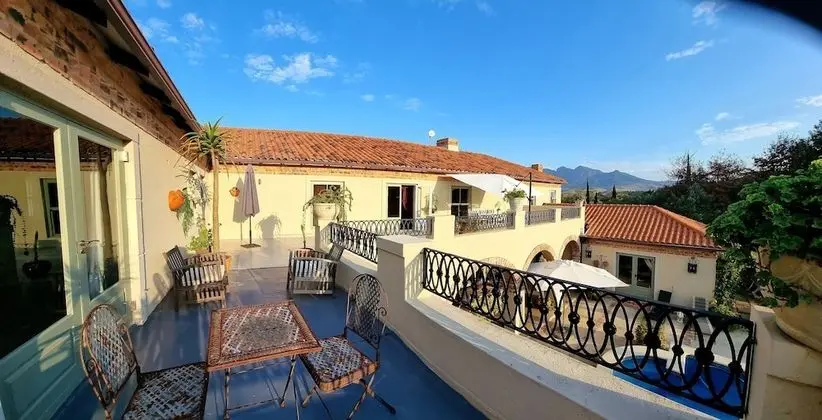 Honeymoon Süit, Havuz Manzaralı