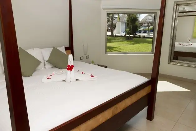 Royale Elite Superior Room