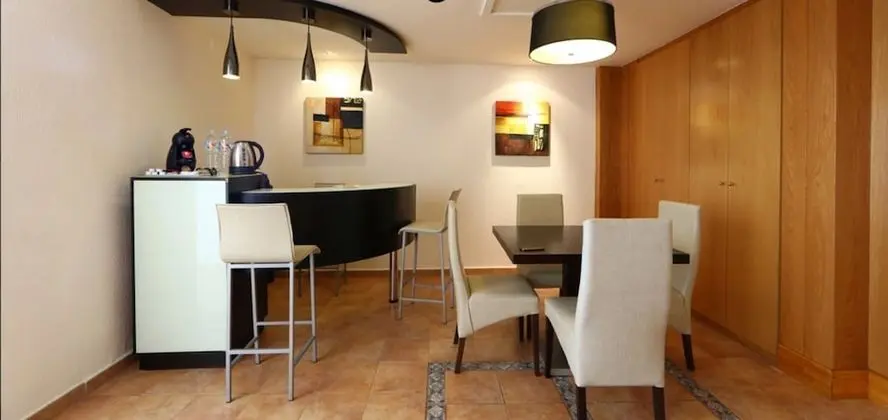 Elite Suite (4 Adults)