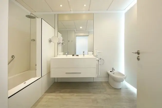 Elite Suite (4 Adults)