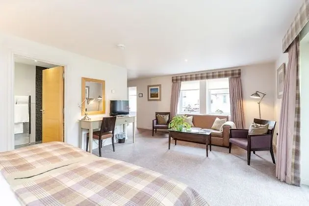 Luxury Tek Büyük veya İki Ayrı Yataklı Oda (King Room)