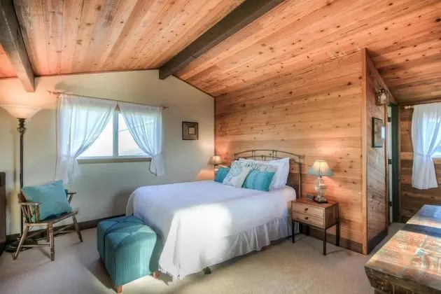 Ev, 2 Büyük (Queen) Boy Yatak (Sandpiper Cottage - Waldport)