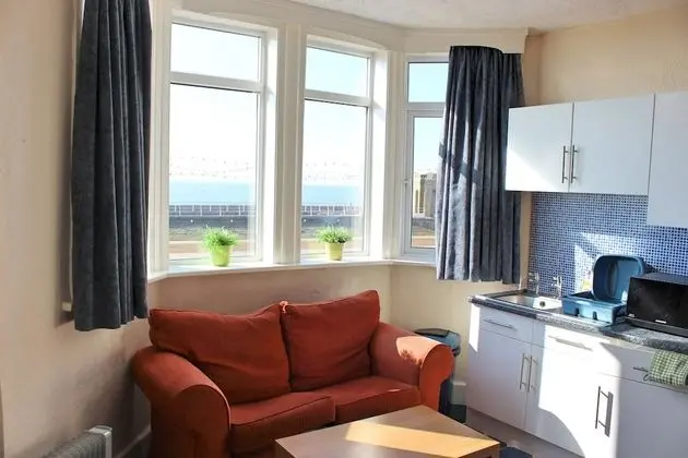 Apart Daire, 2 Yatak Odası (Apartment 3, First Floor )
