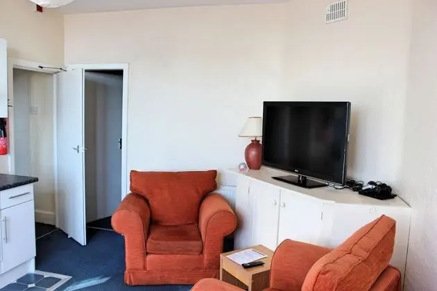 Apart Daire, 2 Yatak Odası (Apartment 3, First Floor )