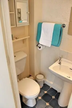 Apart Daire, 2 Yatak Odası (Apartment 3, First Floor )