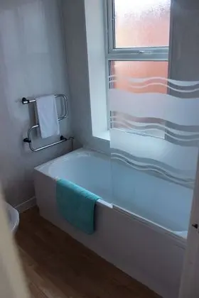 Apart Daire, 2 Yatak Odası (Apartment 3, First Floor )