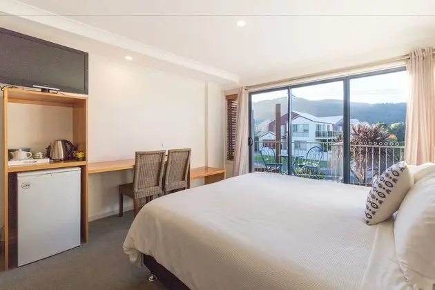 Standard Oda, 1 En Büyük (King) Boy Yatak, Balkon, Tepe Manzaralı