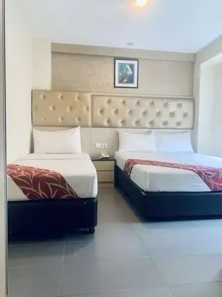 Deluxe Üç Kişilik Oda, Şehir Manzaralı