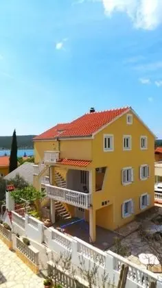 Apart Daire (Sandra - 150 meters from the beach - )