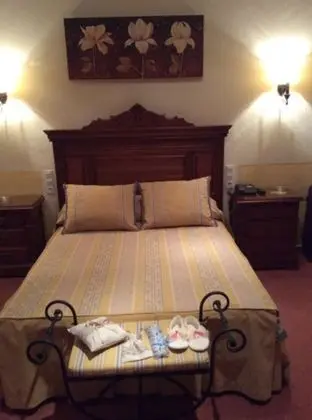 Tek Büyük Yataklı Oda