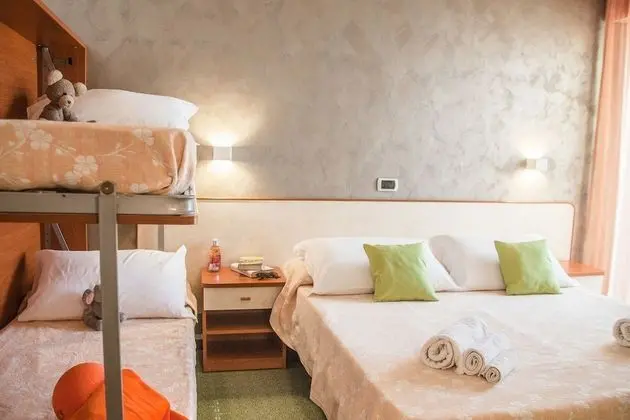 Tek Büyük Yataklı Oda, Deniz Manzaralı