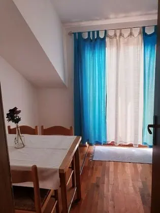 Standard Apart Daire, Balkon