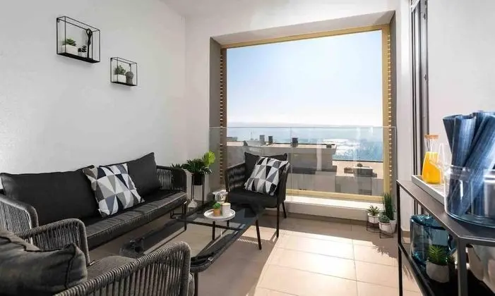 Apart Daire (Sandra - luxury gem near the beach - )