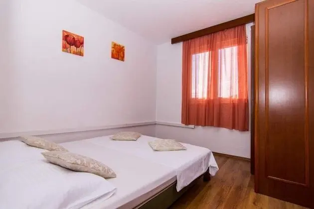 Apart Daire (Sandra - quiet & close to the beach -)