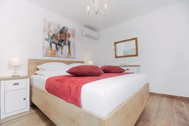 Apart Daire (Sandra - quiet & close to the beach -)