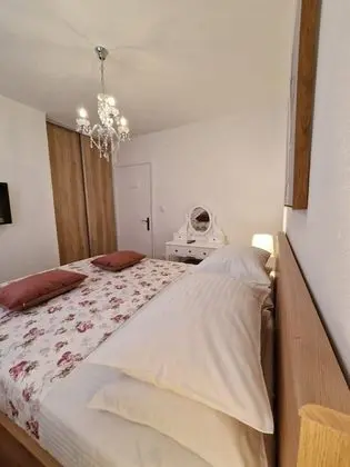Apart Daire (Sandra - quiet & close to the beach -)