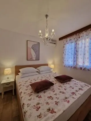 Apart Daire (Sandra - quiet & close to the beach -)